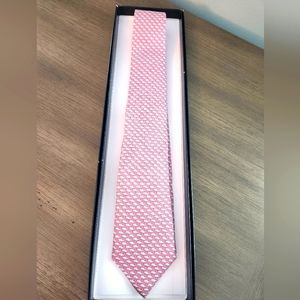 Boys Vineyard Vines tie